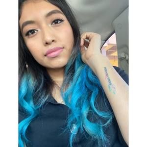 Meet your Posher, Gabi